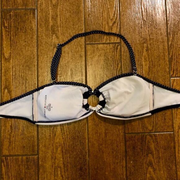 Tommy Hilfiger Bikini Top Size Medium - Picture 3 of 5